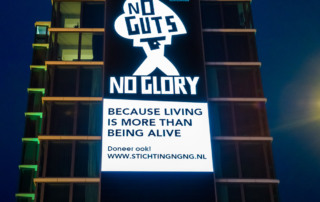 No Guts No Glory op The Tower | Deurtechnieken.nl