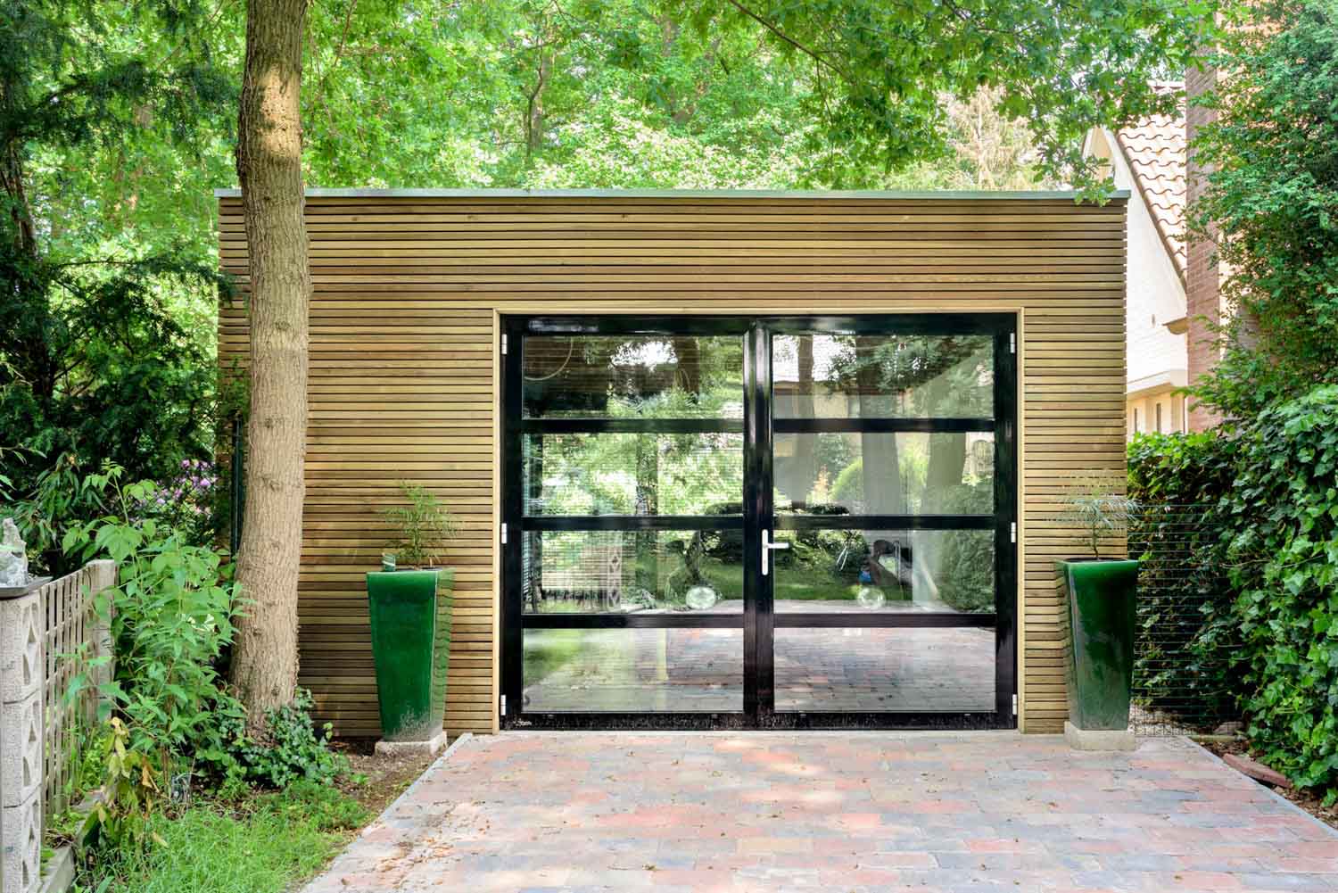 Industriele Bedrijfsdeur Umbra met beglazing | Deurtechnieken.nl Industriele Bedrijfsdeur Umbra met beglazing | Deurtechnieken.nl