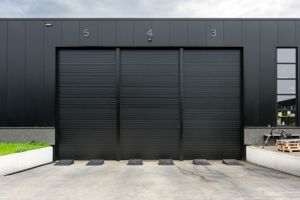 Industriele Bedrijfsdeur Umbra met beglazing | Deurtechnieken.nl Industriele Bedrijfsdeur Umbra met beglazing | Deurtechnieken.nl