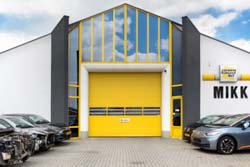 Industriele Bedrijfsdeur Umbra met beglazing | Deurtechnieken.nl Industriele Bedrijfsdeur Umbra met beglazing | Deurtechnieken.nl